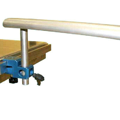 Bracciolo per microchirurgia